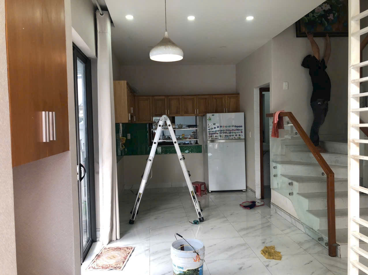 Giấy dán tường Hóc Môn 4 Giấy dán tường Hóc Môn