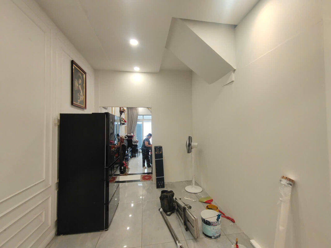 https://noithatngocthien.vn/san-pham/giay-dan-tuong/